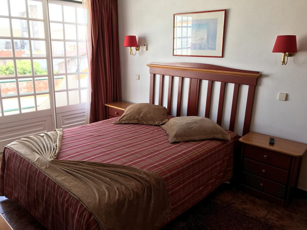 Residencial Colaco Alcoentre Bagian luar foto
